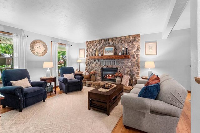 500 E EAGLE TERRACE, Green Bay, WI 54313