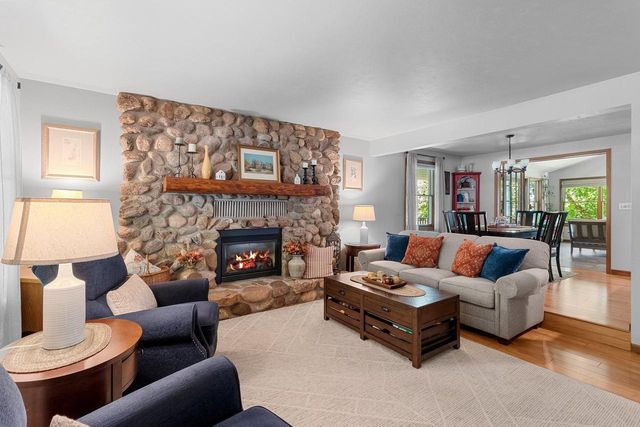 500 E EAGLE TERRACE, Green Bay, WI 54313