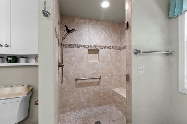 500 E EAGLE TERRACE, Green Bay, WI 54313