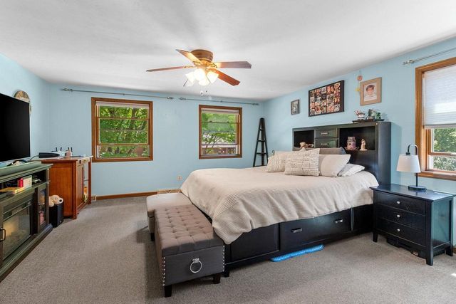 500 E EAGLE TERRACE, Green Bay, WI 54313