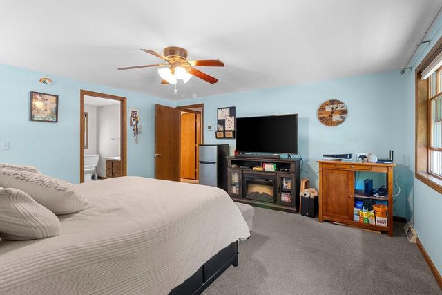 500 E EAGLE TERRACE, Green Bay, WI 54313
