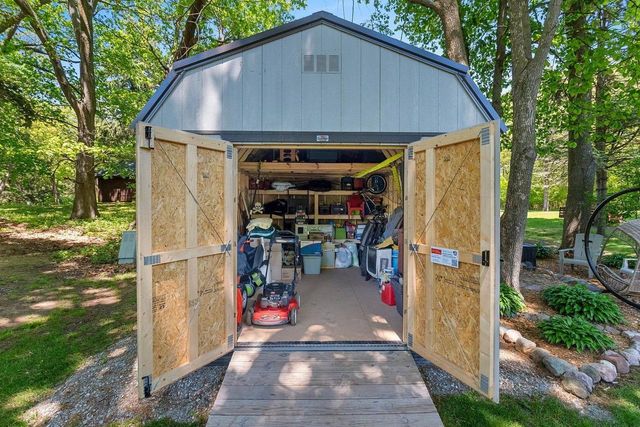 500 E EAGLE TERRACE, Green Bay, WI 54313