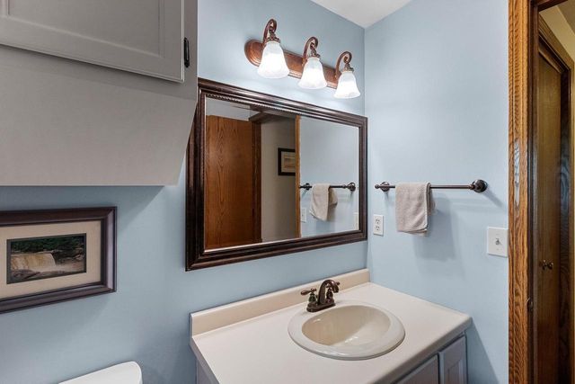 500 E EAGLE TERRACE, Green Bay, WI 54313