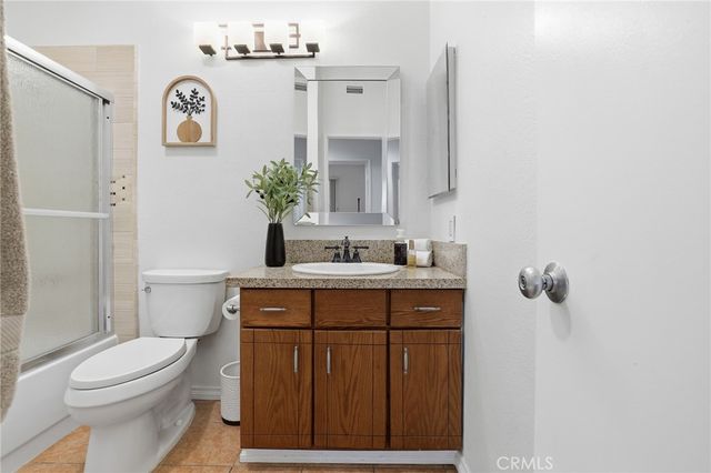 434 E Spruce Avenue, Inglewood, CA 90301