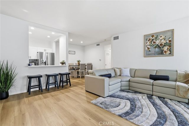 434 E Spruce Avenue, Inglewood, CA 90301