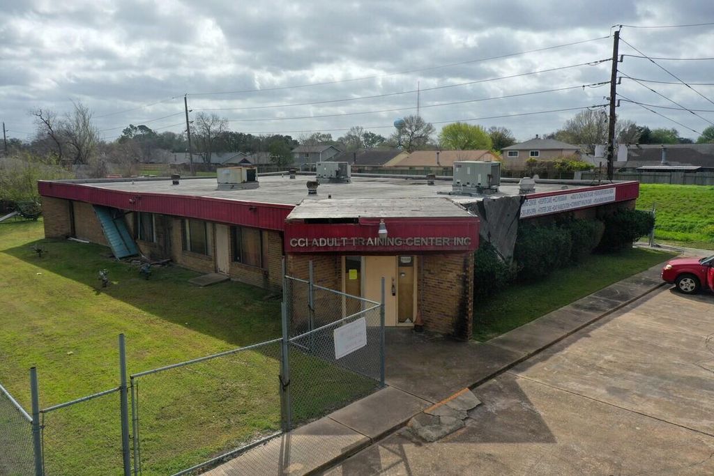 11526 Walters Road, Houston, TX 77067