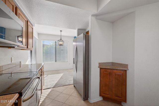 4925 E DESERT COVE Avenue 255, Scottsdale, AZ 85254