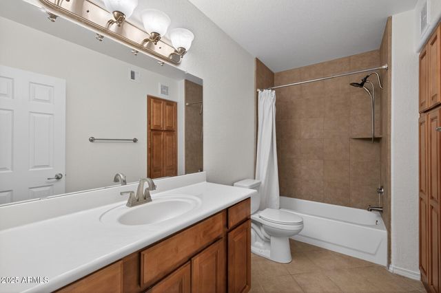 4925 E DESERT COVE Avenue 255, Scottsdale, AZ 85254