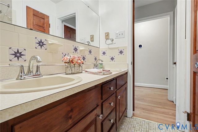 3807 Malpas Dr, Sandston, VA 23150
