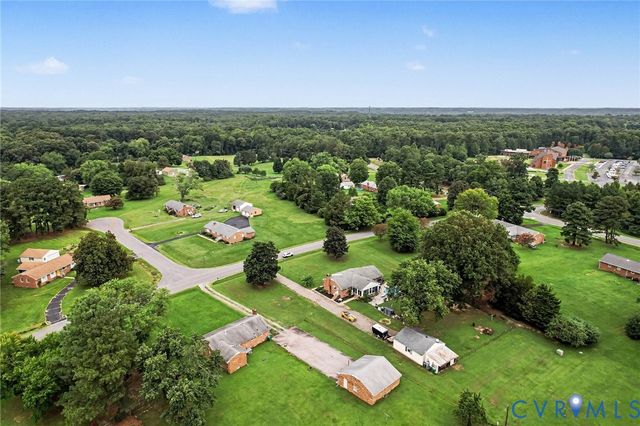 3807 Malpas Dr, Sandston, VA 23150