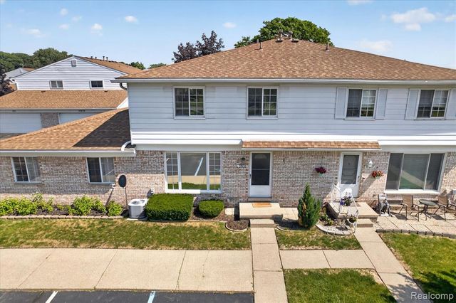 37638 Colonial Drive, Westland, MI 48185