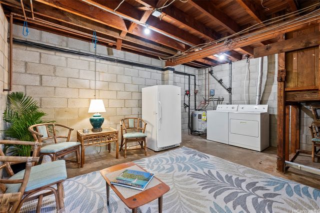 3629 Woodlawn Terrace Place, Honolulu, HI 96822