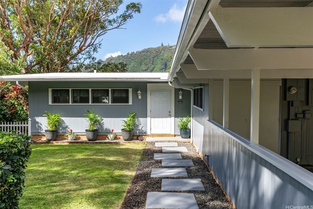 3629 Woodlawn Terrace Place, Honolulu, HI 96822