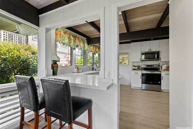 3629 Woodlawn Terrace Place, Honolulu, HI 96822