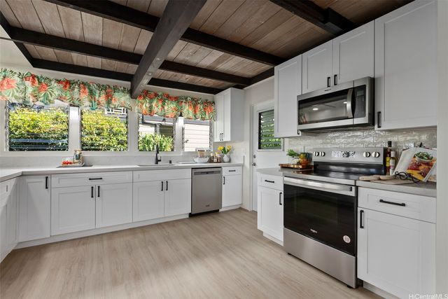 3629 Woodlawn Terrace Place, Honolulu, HI 96822