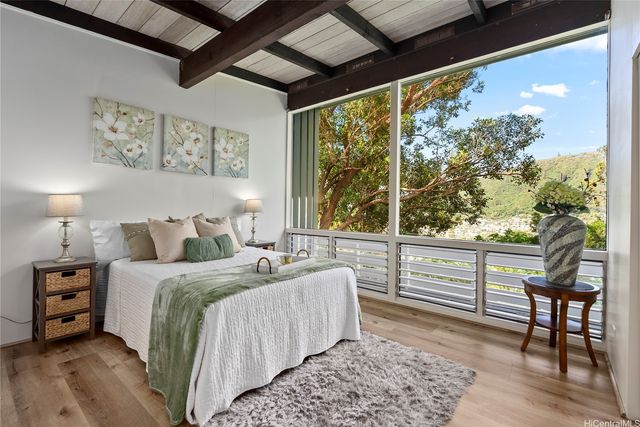 3629 Woodlawn Terrace Place, Honolulu, HI 96822