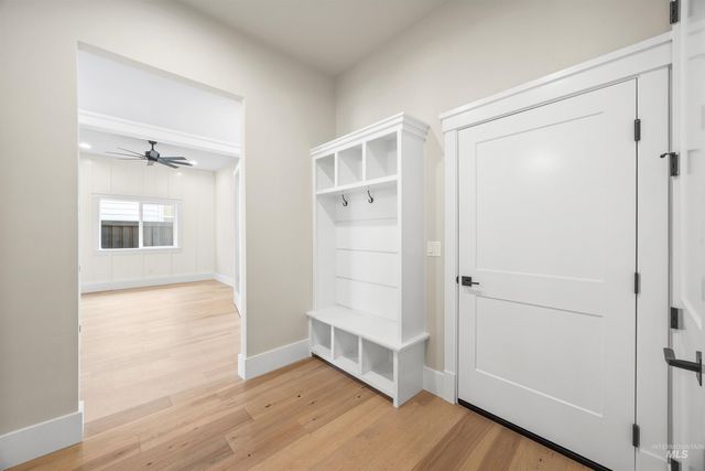 1892 E Adler Hof St, Meridian, ID 83642