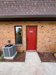 3318 Overlook Drive NE 61, Palm Bay, FL 32905