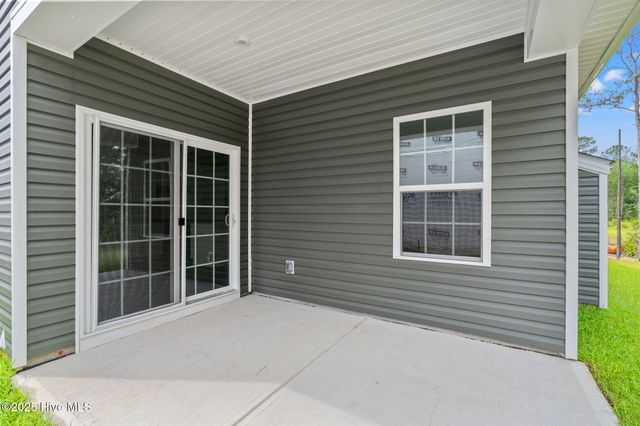 2183 Webfoot Drive NE, Bolivia, NC 28422