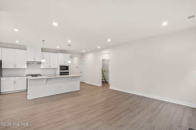 2183 Webfoot Drive NE, Bolivia, NC 28422