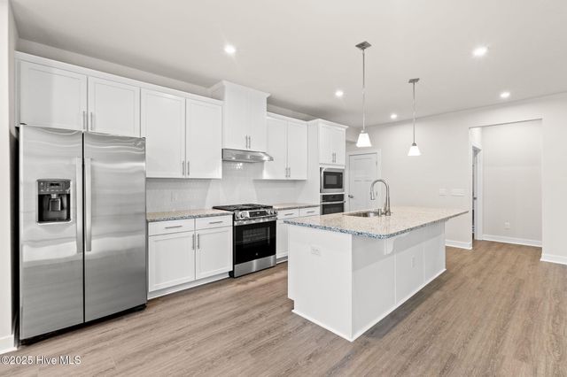 2183 Webfoot Drive NE, Bolivia, NC 28422