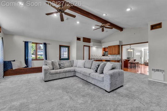 2752 Red Arrow Drive, Commerce Charter Township, MI 48382