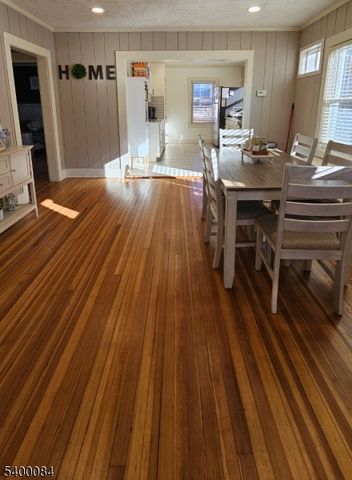 421 Lincoln Ave, Pompton Lakes Boro, NJ 07442