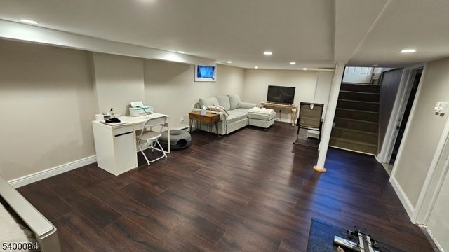 421 Lincoln Ave, Pompton Lakes Boro, NJ 07442