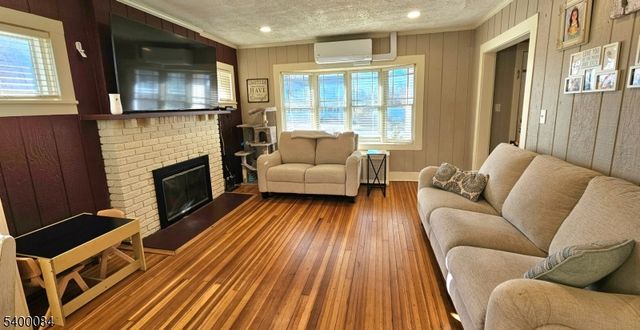 421 Lincoln Ave, Pompton Lakes Boro, NJ 07442