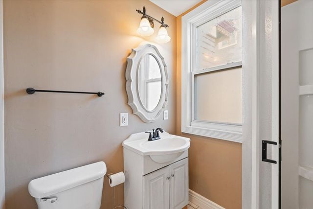 1517 9 Avenue, Rock Island, IL 61021