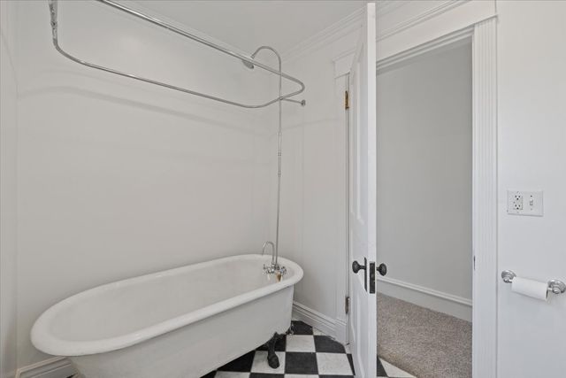 1517 9 Avenue, Rock Island, IL 61021