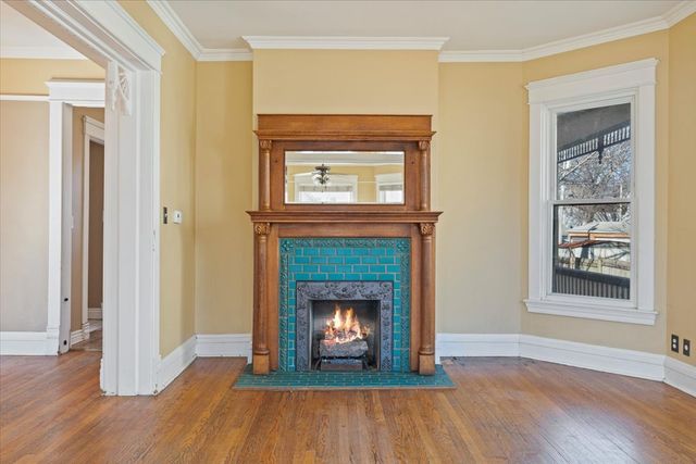 1517 9 Avenue, Rock Island, IL 61021