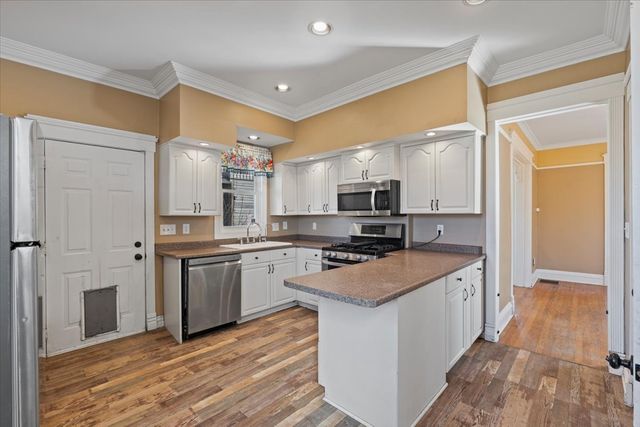 1517 9 Avenue, Rock Island, IL 61021