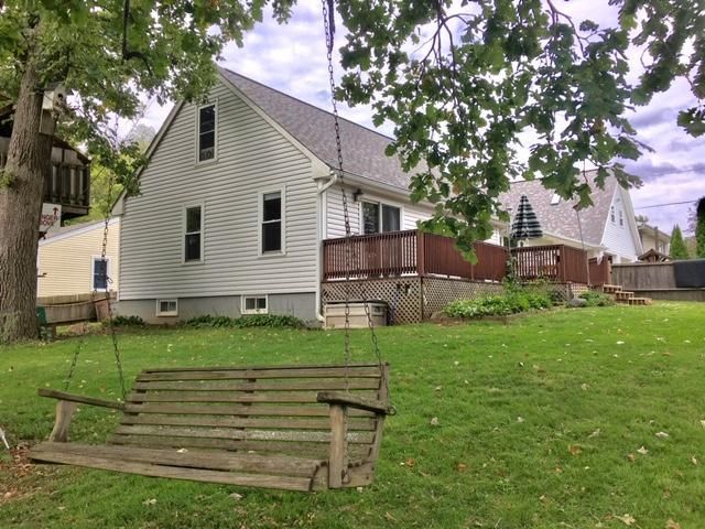 37020 N HELEN Drive, Lake Villa, IL 60046