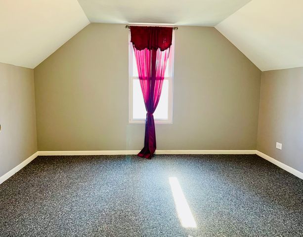 37020 N HELEN Drive, Lake Villa, IL 60046