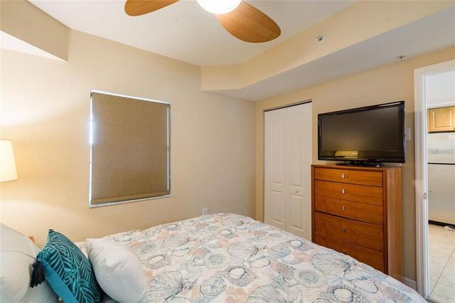 11605 GULF BOULEVARD 307, St Petersburg, FL 33706