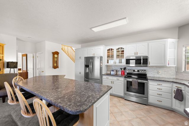 579 N RIDGECREST CIR, St. George, UT 84770