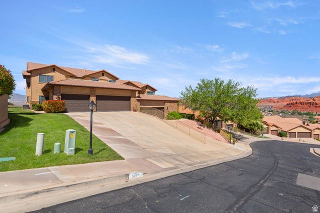 579 N RIDGECREST CIR, St. George, UT 84770
