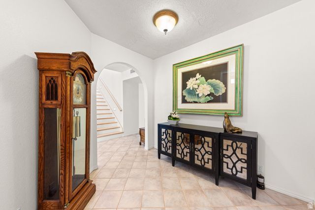 579 N RIDGECREST CIR, St. George, UT 84770