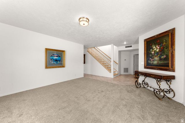579 N RIDGECREST CIR, St. George, UT 84770