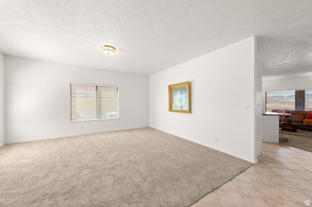 579 N RIDGECREST CIR, St. George, UT 84770