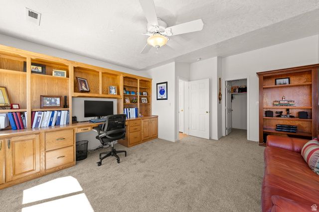579 N RIDGECREST CIR, St. George, UT 84770
