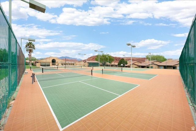 579 N RIDGECREST CIR, St. George, UT 84770