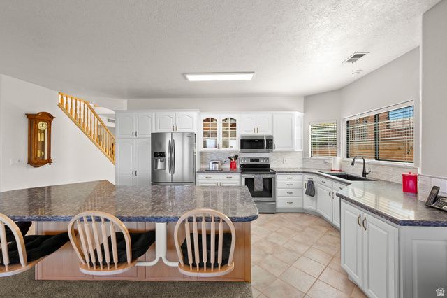 579 N RIDGECREST CIR, St. George, UT 84770