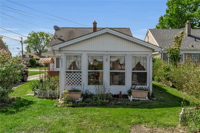 484 Dingens Street, Cheektowaga, NY 14206
