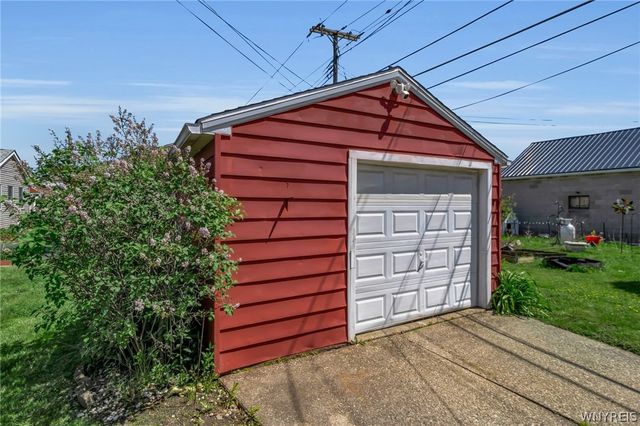 484 Dingens Street, Cheektowaga, NY 14206