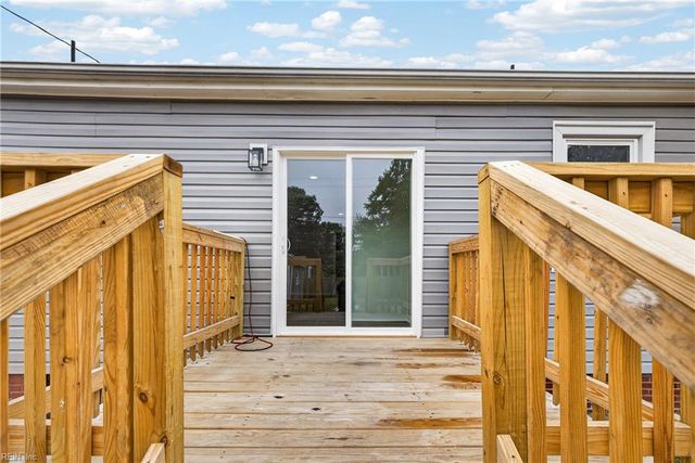 614 Ellen RD, Newport News, VA 23605