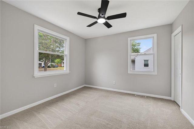 614 Ellen RD, Newport News, VA 23605