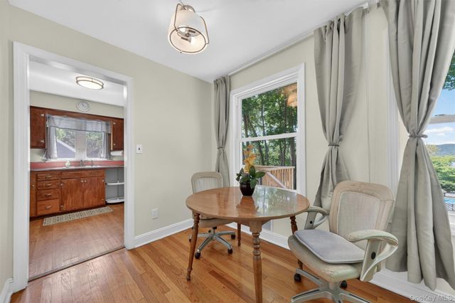 333 Oak Drive, New Windsor, NY 12553