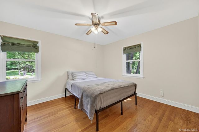 333 Oak Drive, New Windsor, NY 12553